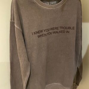 NWT Taylor Swift / Urban Outfitters sweatshirt Size small